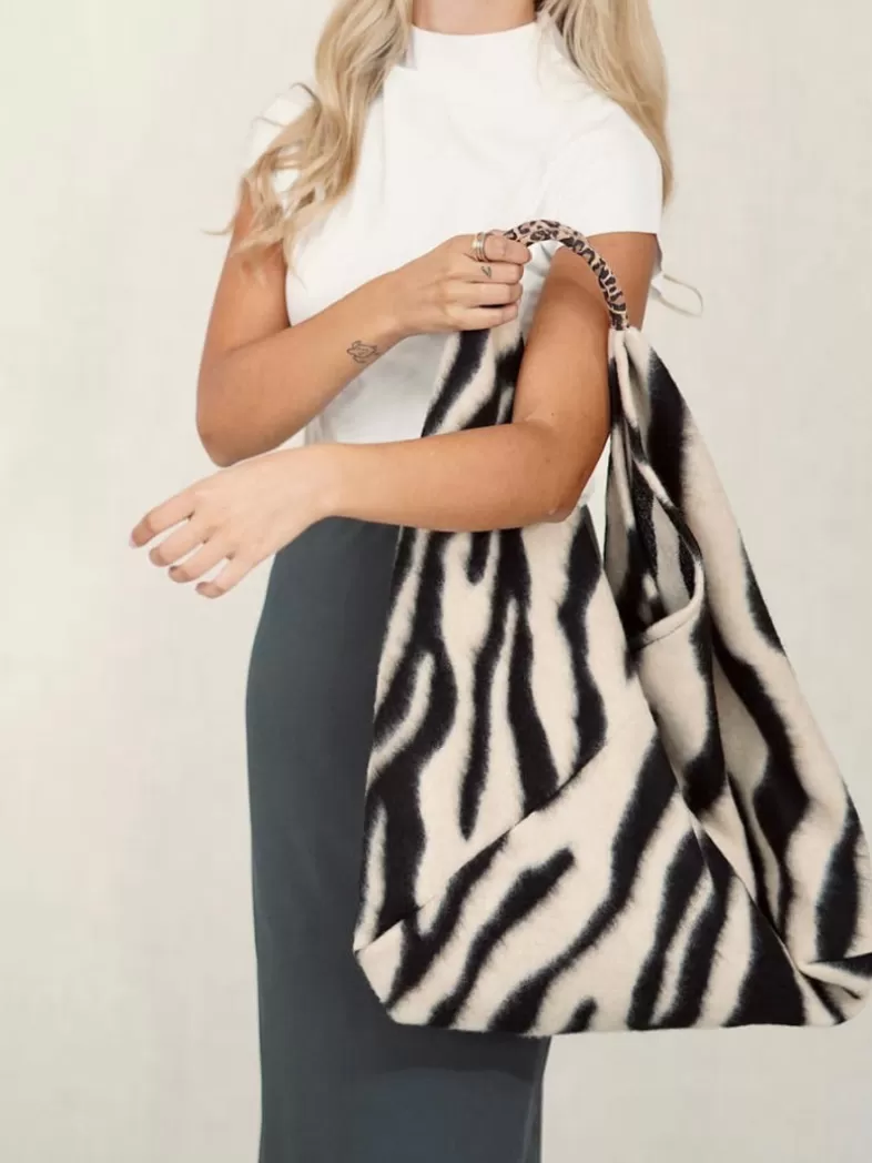 sac_maxi_teddy_animal_2-1.webp Mariquita Trasquilá Sacs Et Accessoires/sacs À Main Décontractés^SAC MAXI TEDDY ANIMAL Leopardo